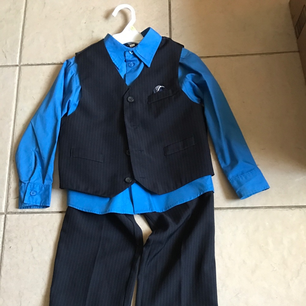 Boys vest set